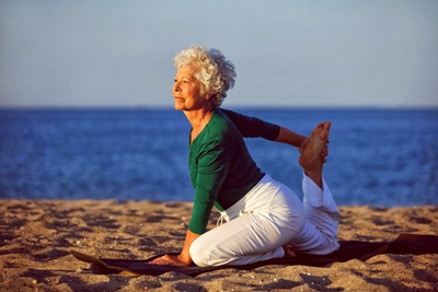  El estiramiento muscular diario mejora la movilidad en los mayores