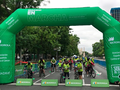 Más de un centenar de niños en la Marcha Ciclista contra el Cáncer