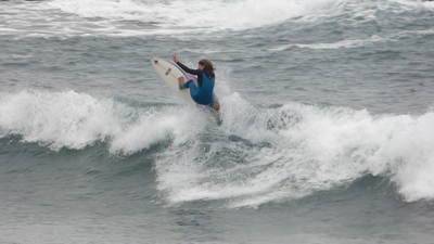 Luis Díaz y Nadia Erostarbe, nuevos campeones de España de surf 2020