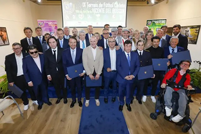Vicente del Bosque presentó su 9º Torneo de Fútbol de Alalpardo