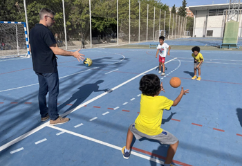 Los campus deportivos de la UGR recibirán este año a 1.200 niños
