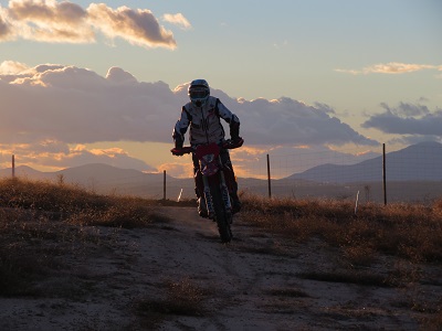 Sandra Gómez ya está en Jeddah para iniciar el Dakar (motociclismo)