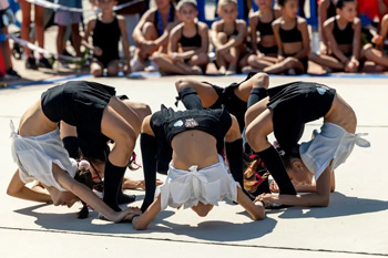 Miles de deportistas participaron en la BeActive Night de Melilla