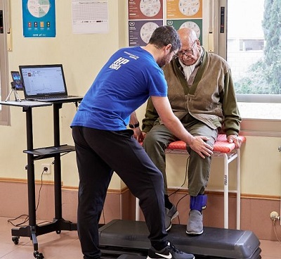 Cuatro semanas de ejercicio mejoran la salud de los mayores